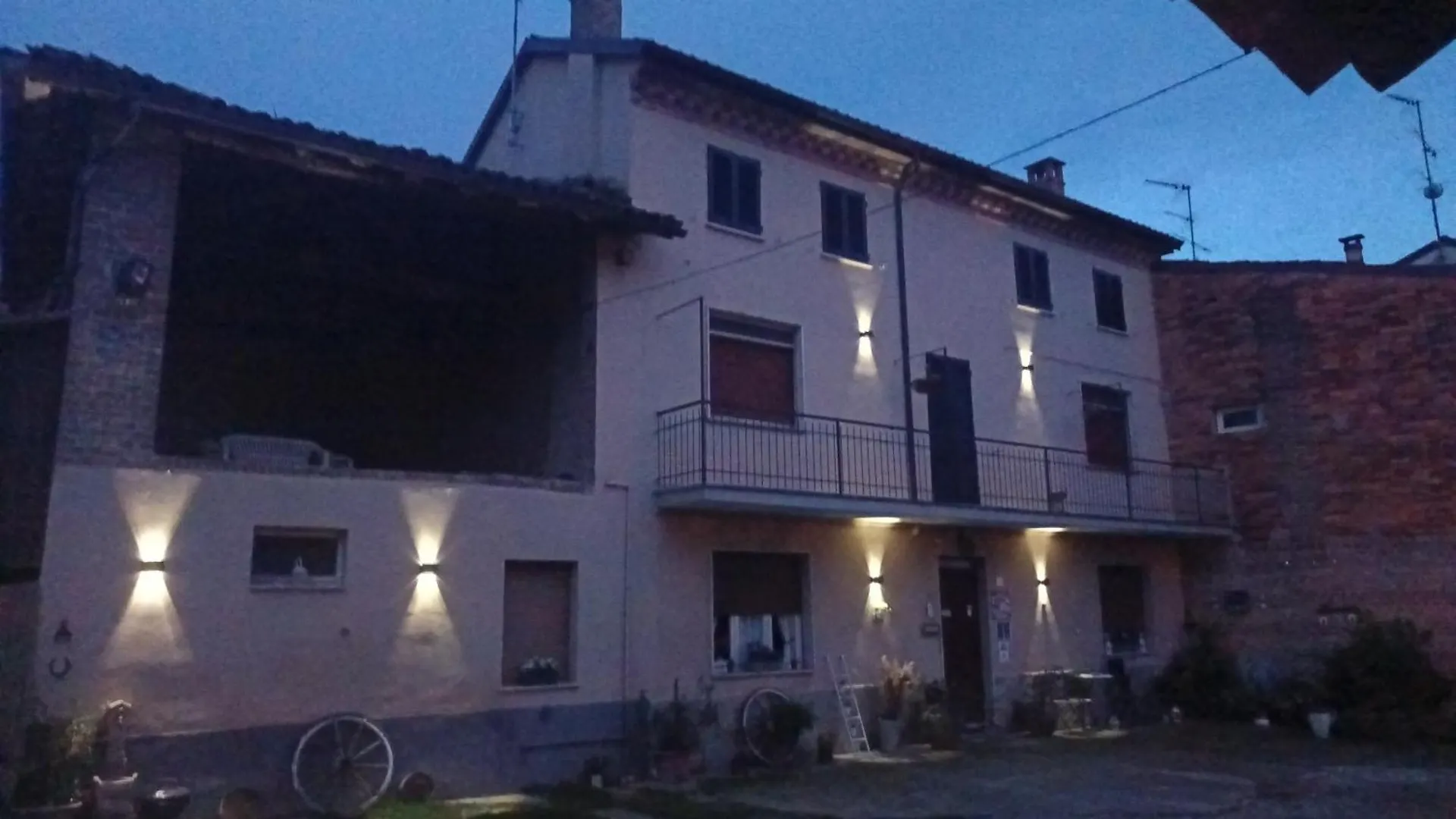 Bed and Breakfast Felix House à Codevilla 0*,  Italie
