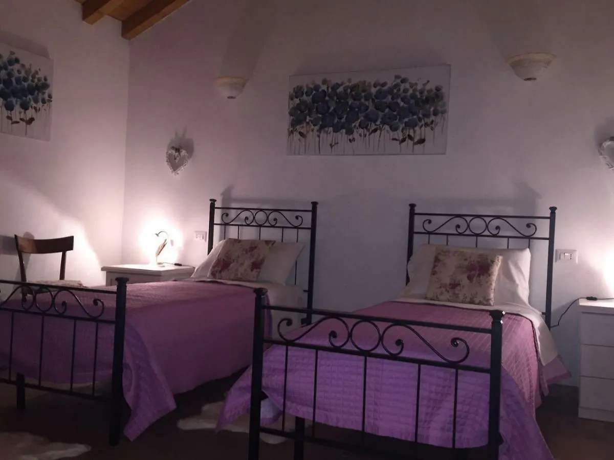 Felix House Bed & Breakfast Codevilla