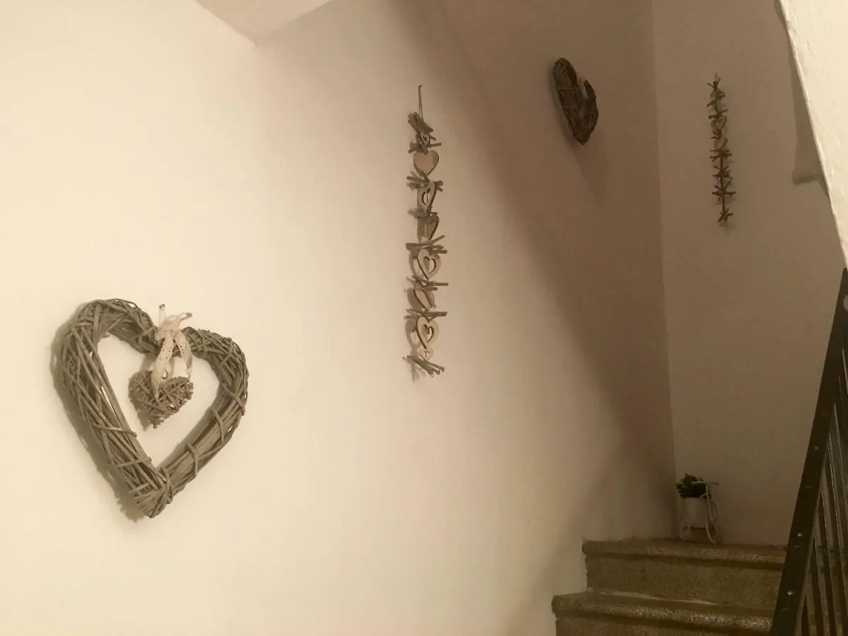 Felix House Bed & Breakfast Codevilla