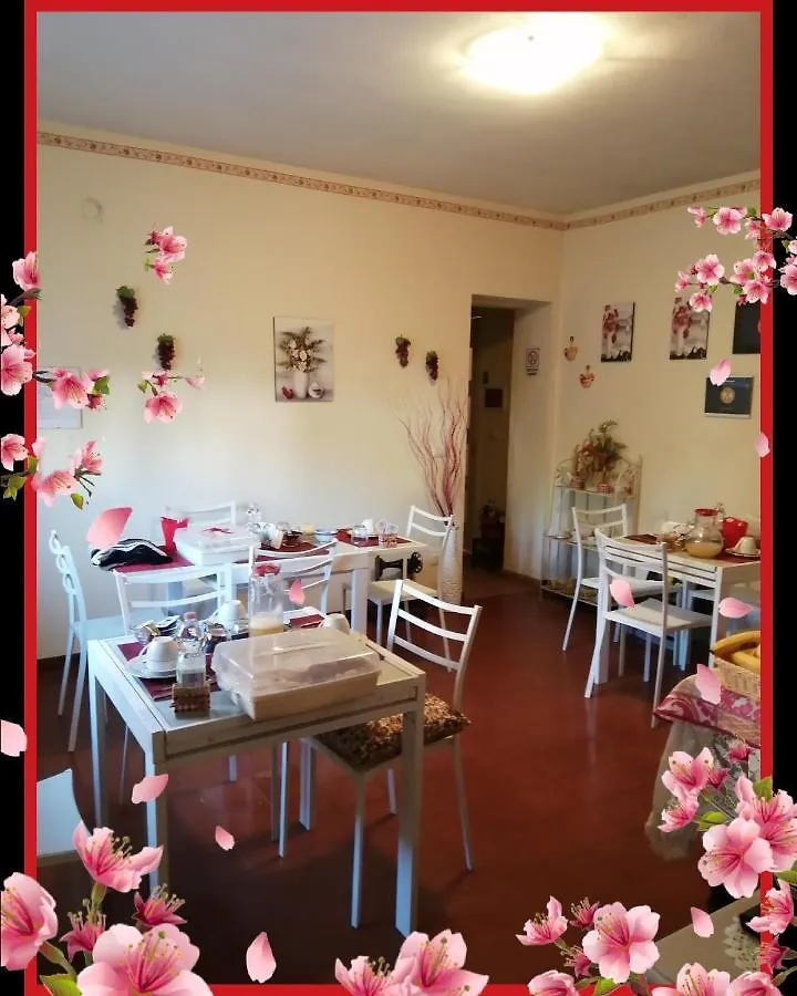 Felix House Bed & Breakfast Codevilla 0*,  Italy