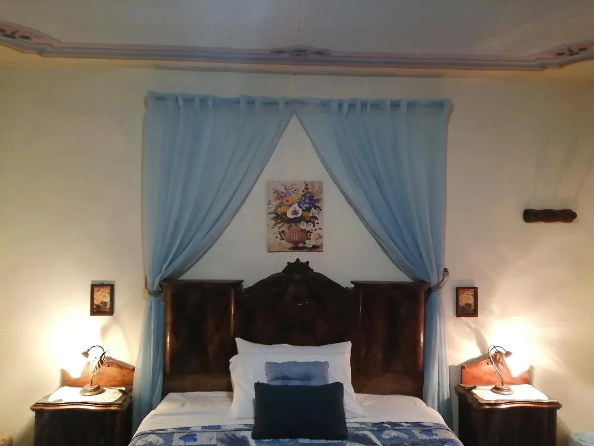 Felix House Bed & Breakfast Codevilla